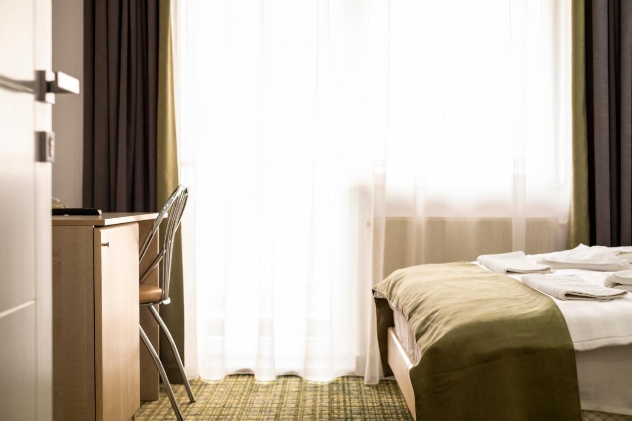 Casa Gabriela Hotel Bukarest Eksteriør billede