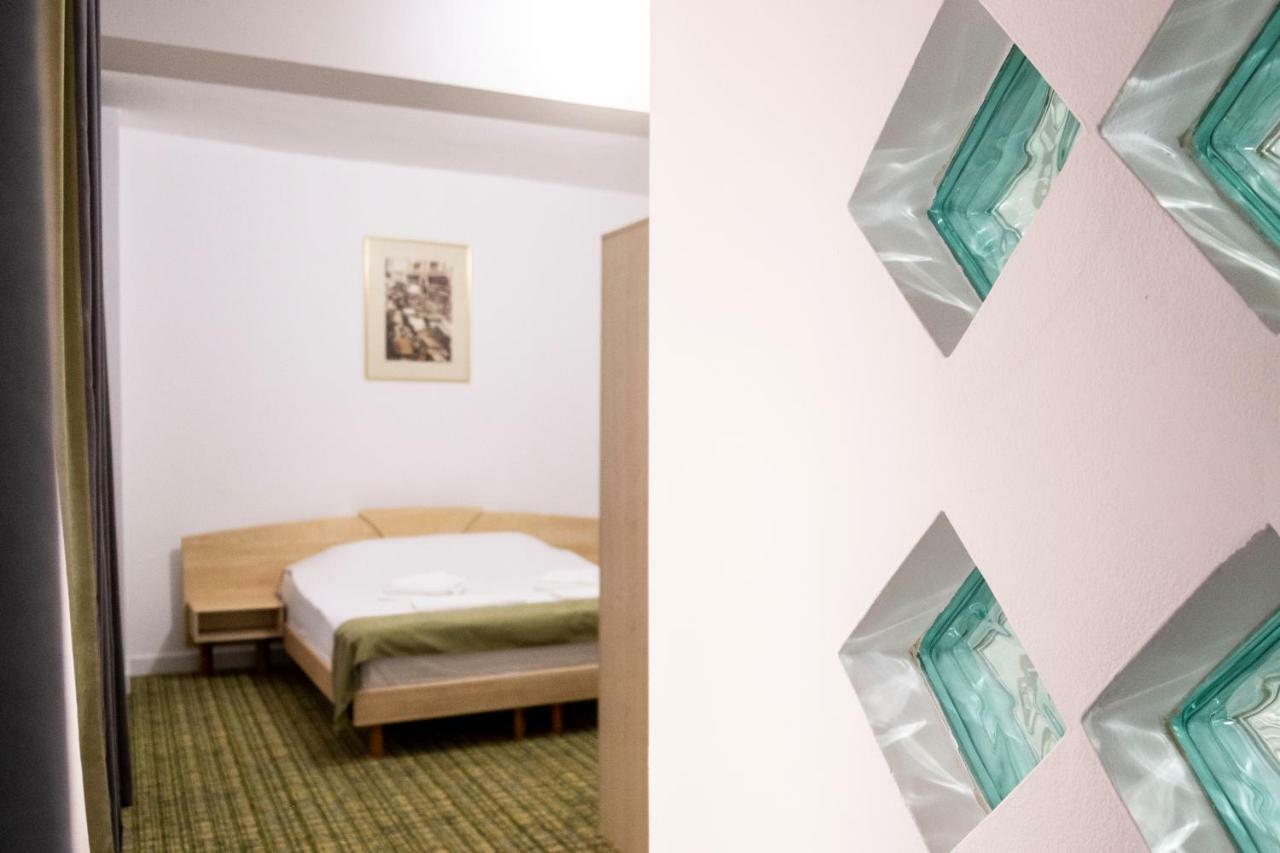 Casa Gabriela Hotel Bukarest Eksteriør billede